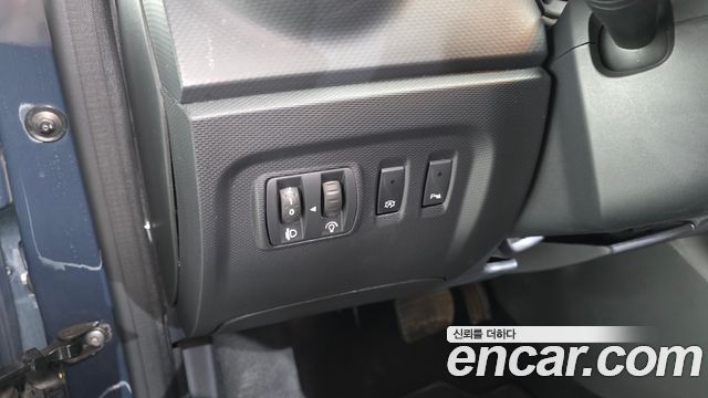 Renault Korea QM3 RE 2016 — фото 16