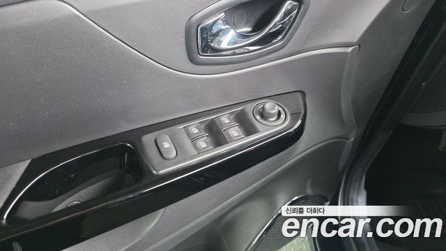 Renault Korea QM3 RE 2016 — фото 17