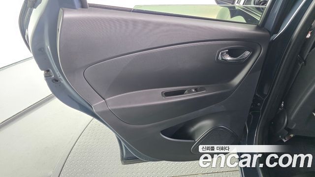 Renault Korea QM3 RE 2016 — фото 25