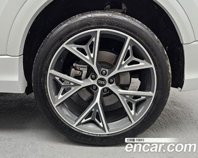 Audi Q8 (4M) 50 TDI Quattro Premium 2023 — фото 5