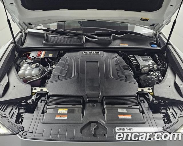 Audi Q8 (4M) 50 TDI Quattro Premium 2023 — фото 6