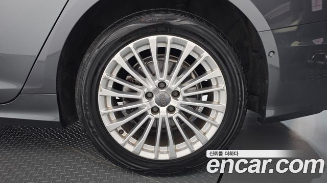 Audi A6 (C8) 40 TDI Quattro Premium 2020 — фото 21