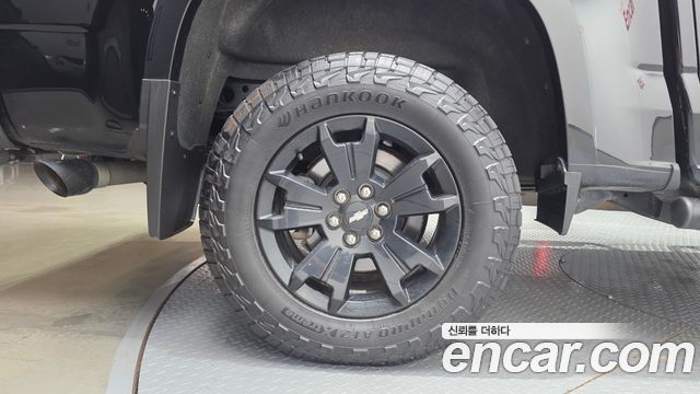 Chevrolet Real New Colorado 3.6 Z71-X Midnight 4WD 2021 — фото 5