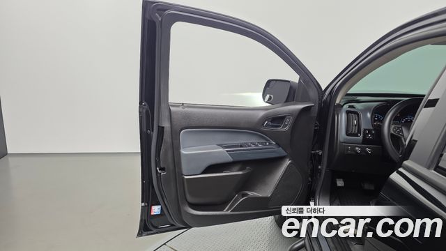 Chevrolet Real New Colorado 3.6 Z71-X Midnight 4WD 2021 — фото 24
