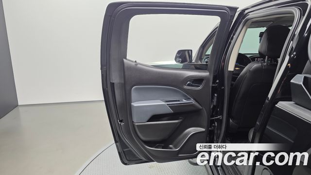 Chevrolet Real New Colorado 3.6 Z71-X Midnight 4WD 2021 — фото 25