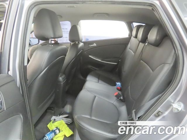 Hyundai Accent (New) Diesel WIT 1.6 VGT Modern 2014 — фото 7