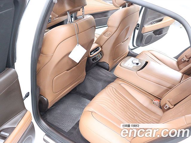Genesis G80 (RG3) Gasoline 2.5 Turbo AWD 2023 — фото 10