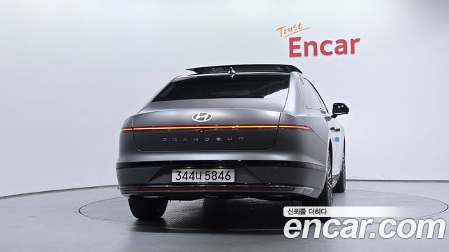 Hyundai Grandeur Hybrid (GN7) Calligraphy 2026 — фото 4