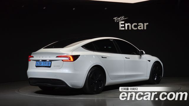 Tesla Model 3 Long Range AWD 2024 — фото 2