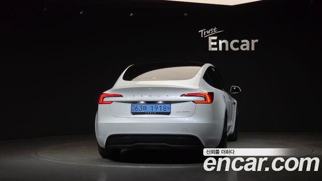 Tesla Model 3 Long Range AWD 2024 — фото 4