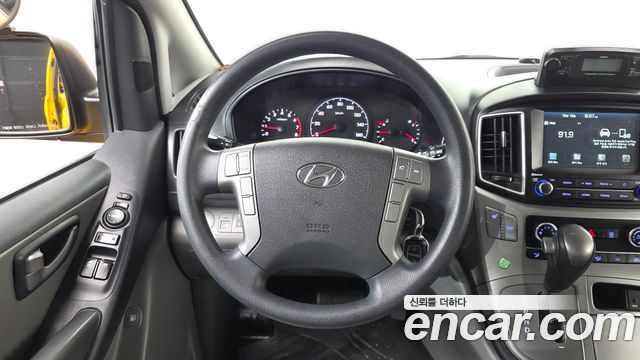 Hyundai Grand Starex School Bus LPi 2021 — фото 13