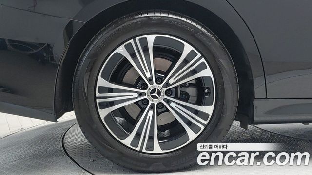 Mercedes-Benz E-Class (W214) E200 Avantgarde 2025 — фото 23
