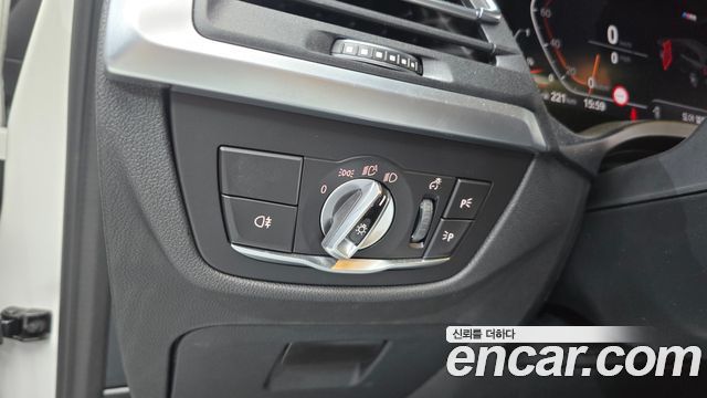 BMW X3 (G01) xDrive 20i M Sport 2022 — фото 16