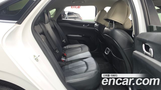 Kia K5 (III) 2.0 Prestige 2021 — фото 12