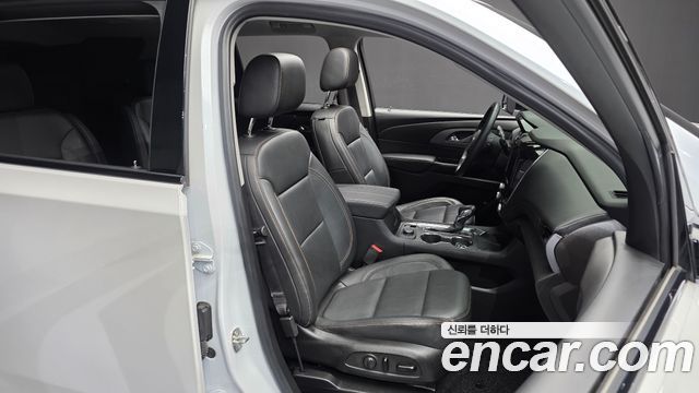Chevrolet Traverse 3.6 AWD Redline 2021 — фото 26