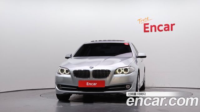BMW 5 Series (F10) 528i 2011 — фото 3