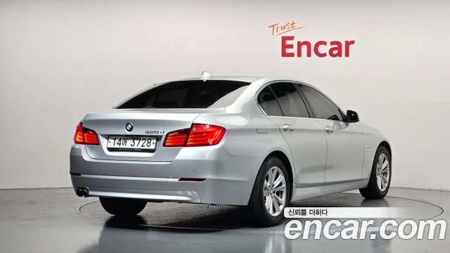 BMW 5 Series (F10) 520d 2011 — фото 2