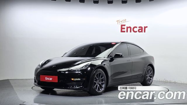 Tesla Model 3 Long Range AWD
