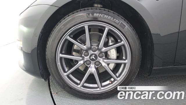 Tesla Model 3 Long Range AWD 2020 — фото 5