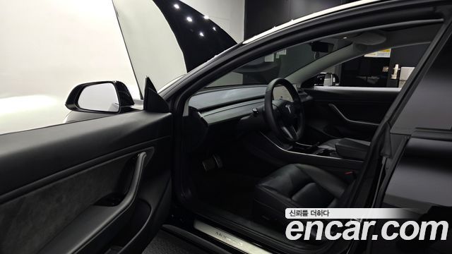 Tesla Model 3 Long Range AWD 2020 — фото 10
