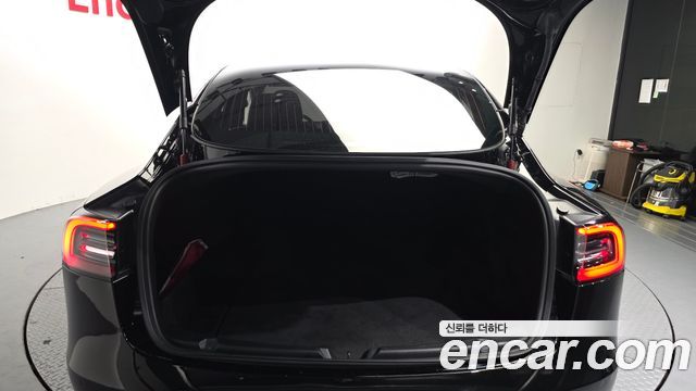 Tesla Model 3 Long Range AWD 2020 — фото 24