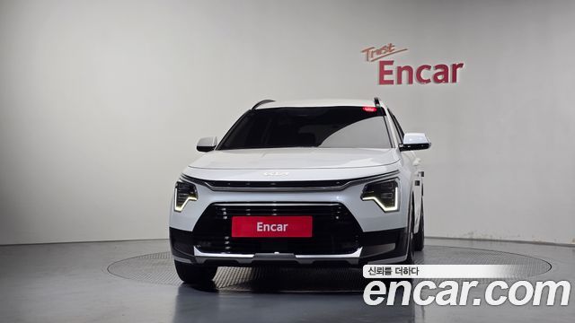 Kia Niro Signature 2022 — фото 3