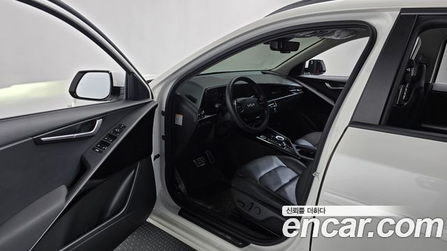 Kia Niro Signature 2022 — фото 10