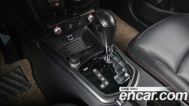KG Mobility (SsangYong) Tivoli Air Diesel IX 2WD 2016 — фото 9