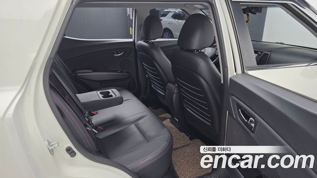 KG Mobility (SsangYong) Tivoli Air Diesel IX 2WD 2016 — фото 11