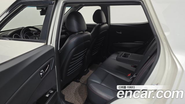 KG Mobility (SsangYong) Tivoli Air Diesel IX 2WD 2016 — фото 12