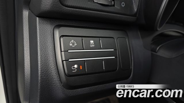 KG Mobility (SsangYong) Tivoli Air Diesel IX 2WD 2016 — фото 19
