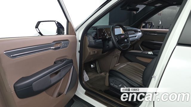 Kia EV9 Long Range 4WD GT Line 2024 — фото 10