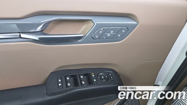 Kia EV9 Long Range 4WD GT Line 2024 — фото 32