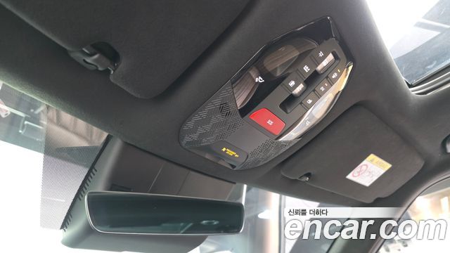 Kia EV9 Long Range 4WD GT Line 2024 — фото 33