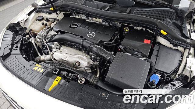 Mercedes-Benz GLA-Class (H247) GLA250 4MATIC 2020 — фото 6