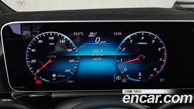Mercedes-Benz GLA-Class (H247) GLA250 4MATIC 2020 — фото 8