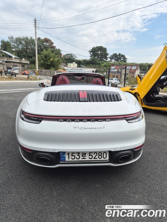 Porsche 911 (992) Carrera Cabriolet 2022 — фото 2