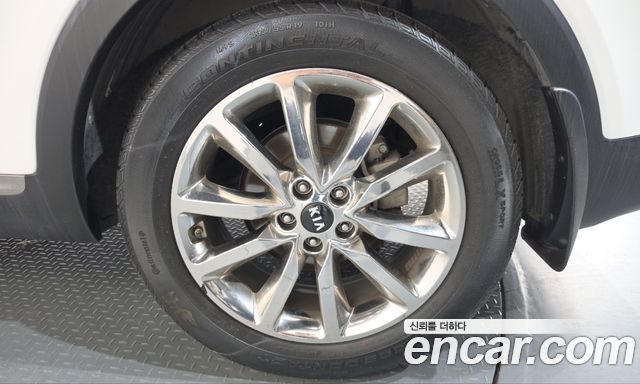 Kia Sorento Diesel 2.2 2WD Noblesse Special 2016 — фото 21