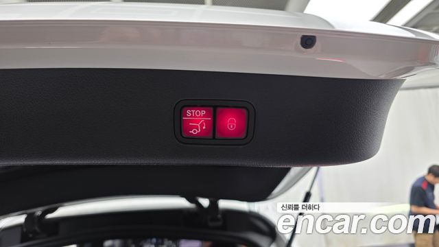 Mercedes-Benz GLC-Class (X254) GLC300 4MATIC AMG Line 2023 — фото 35