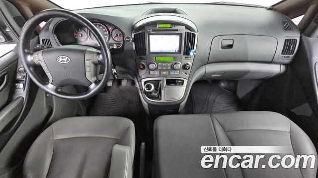 Hyundai Grand Starex Camping Car 2015 — фото 7