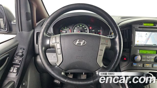 Hyundai Grand Starex Camping Car 2015 — фото 12