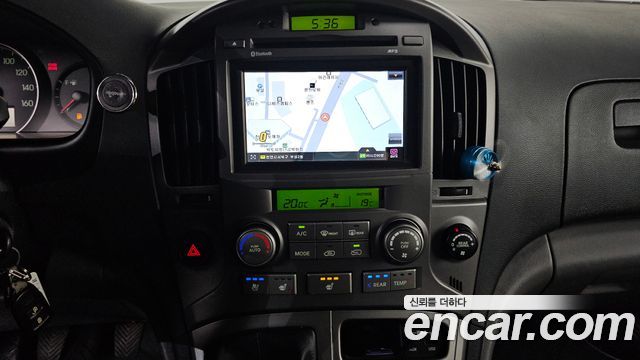Hyundai Grand Starex Camping Car 2015 — фото 13