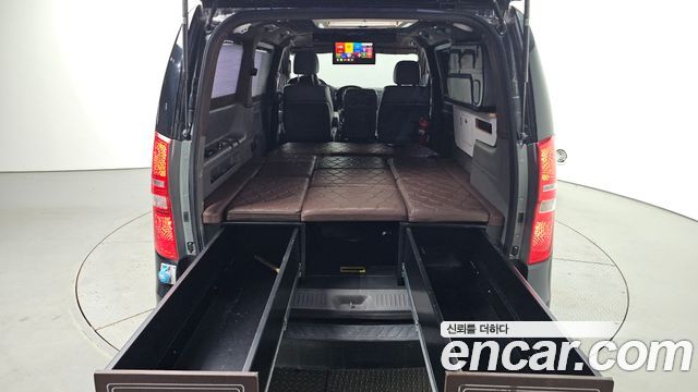 Hyundai Grand Starex Camping Car 2015 — фото 20