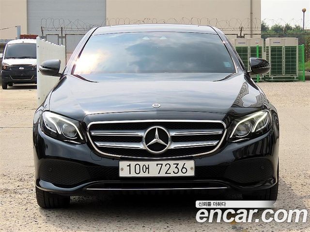 Mercedes-Benz E-Class (W213) E220d 4MATIC Avantgarde