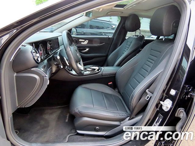 Mercedes-Benz E-Class (W213) E220d 4MATIC Avantgarde 2018 — фото 6