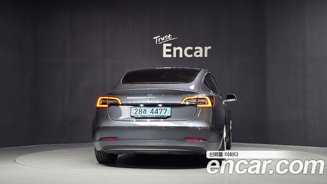 Tesla Model 3 Standard Range Plue RWD 2020 — фото 4