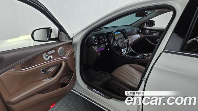 Mercedes-Benz E-Class (W213) E220d Exclusive 2017 — фото 10