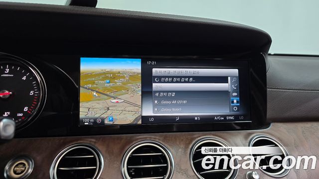 Mercedes-Benz E-Class (W213) E220d Exclusive 2017 — фото 13