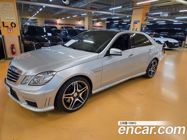 Mercedes-Benz E-Class (W212) E63 AMG 4MATIC 2012 — фото 3