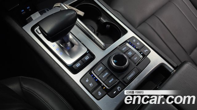 Genesis G80 3.3 GDI AWD Premium Luxury 2018 — фото 9